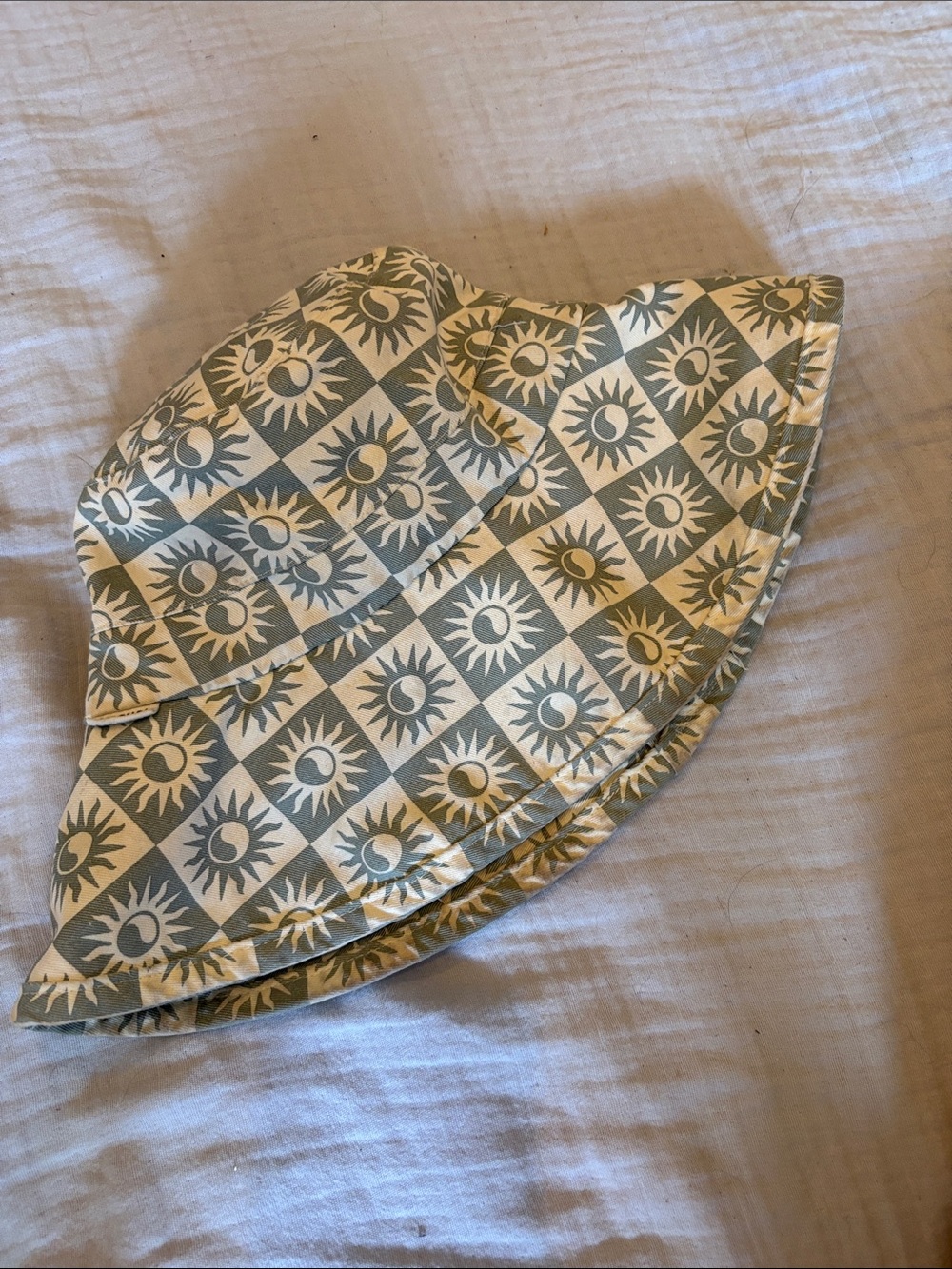Rip Curl Sage and Cream Sun Pattern Bucket Hat
